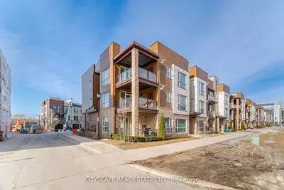 2370 Khalsa Gate 206, Oakville, On L6m 0p5