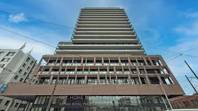 Condo Apartment in Toronto