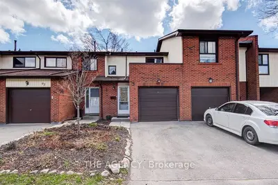 Condo Townhouse in Brampton