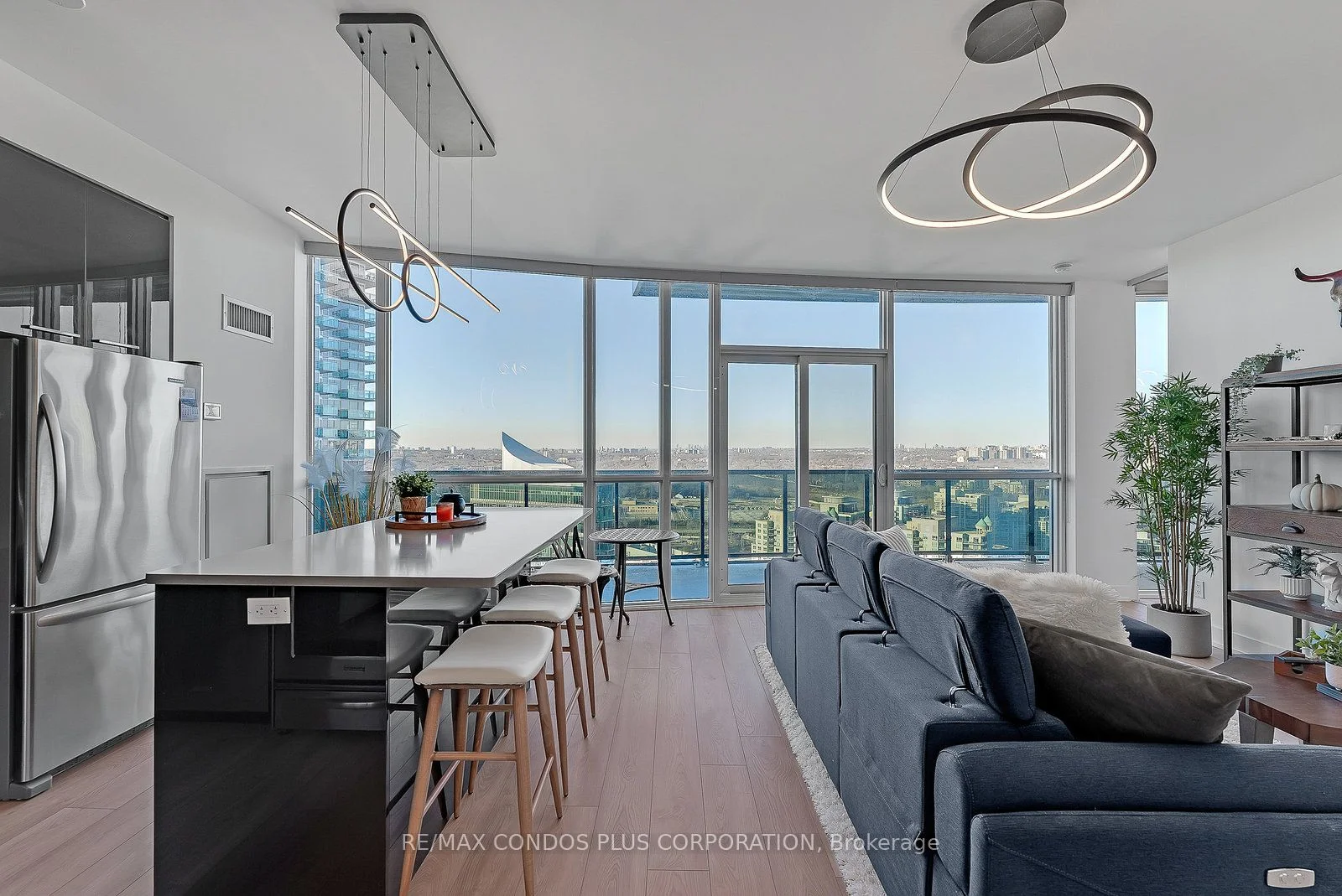 80 Marine Parade Drive 2907, Toronto W06, ON M8V 4B4