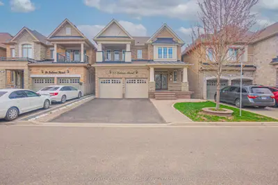 Detached in Brampton