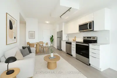 #816 859 The Queensway, Toronto W07, On, M8z 1n8