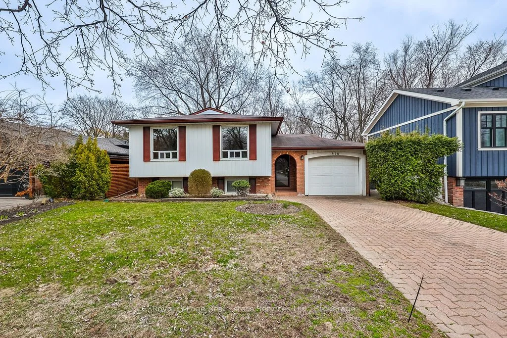 518 Maple Avenue, Oakville, ON L6J 2J4