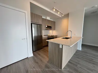 430 Square One Drive 2507, Mississauga, On L5b 0l6