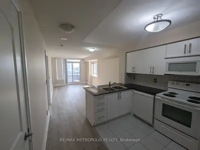 55 De Boers Drive 415, Toronto W05, On M3j 0g5