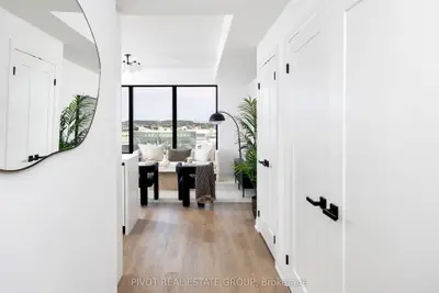 Condo Apartment in Mississauga