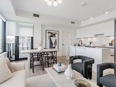 Condo Apartment in Mississauga