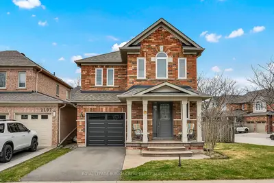 Detached in Burlington