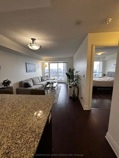 1060 Sheppard Avenue W 1206, Toronto W05, On M3j 0g7