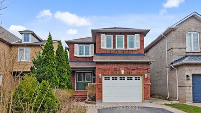 2062 Deer Park Road, Oakville, On L6m 3v6