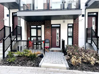 100 Canon Jackson Drive 103, Toronto W04, On M6m 0c1