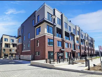 Condo Townhouse in Mississauga