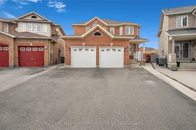 Detached in Brampton