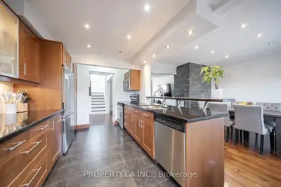 6780 Formentera Avenue 82, Mississauga, On L5n 2l1