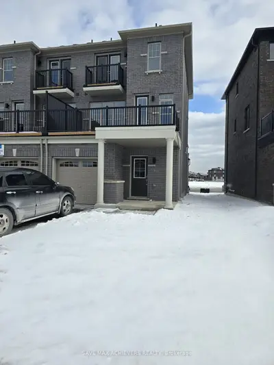 Att/Row/Townhouse in Caledon