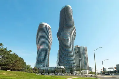 Condo Apartment in Mississauga