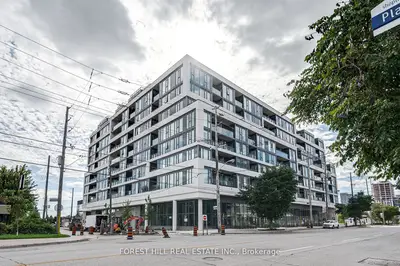 Condo Apartment in Toronto