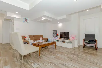 Detached in Milton