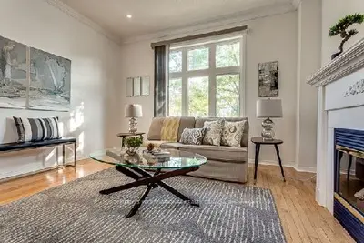 1296 King Street W Upper, Toronto W01, On M6k 1g8