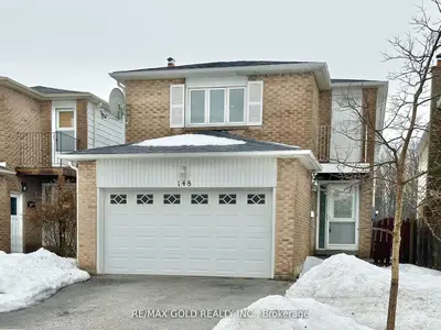 Detached in Brampton