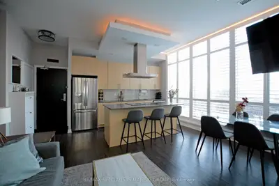 165 Legion Road N T3, Toronto W06, On M8y 0b3