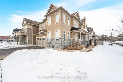 Detached in Brampton