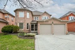 1422 Summerhill Crescent, Oakville, ON L6H 6E4