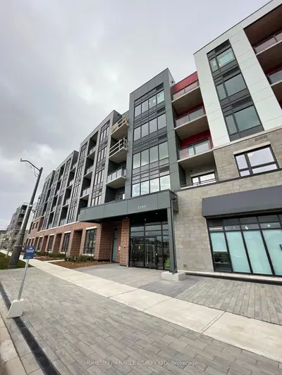 Condo Apartment in Oakville
