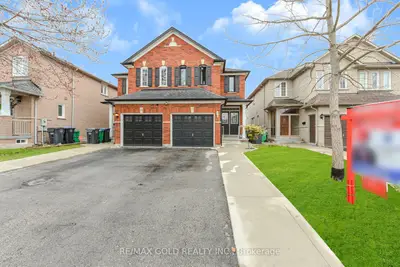 Semi-Detached in Brampton