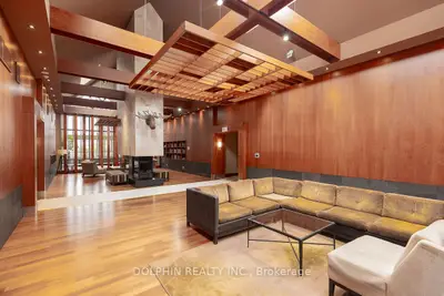 4090 Living Arts Drive 1801, Mississauga, On L5b 4m8