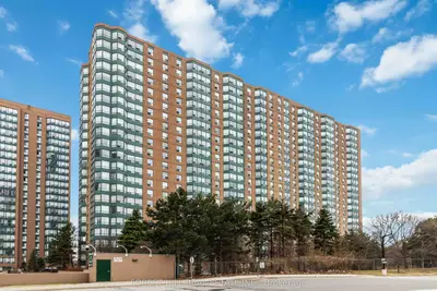 135 Hillcrest Avenue 2102, Mississauga, On L5b 4b1