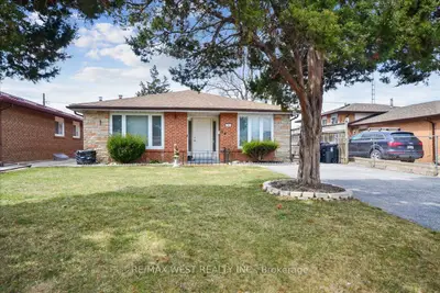 Detached in Toronto