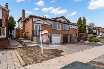 Semi-Detached in Brampton
