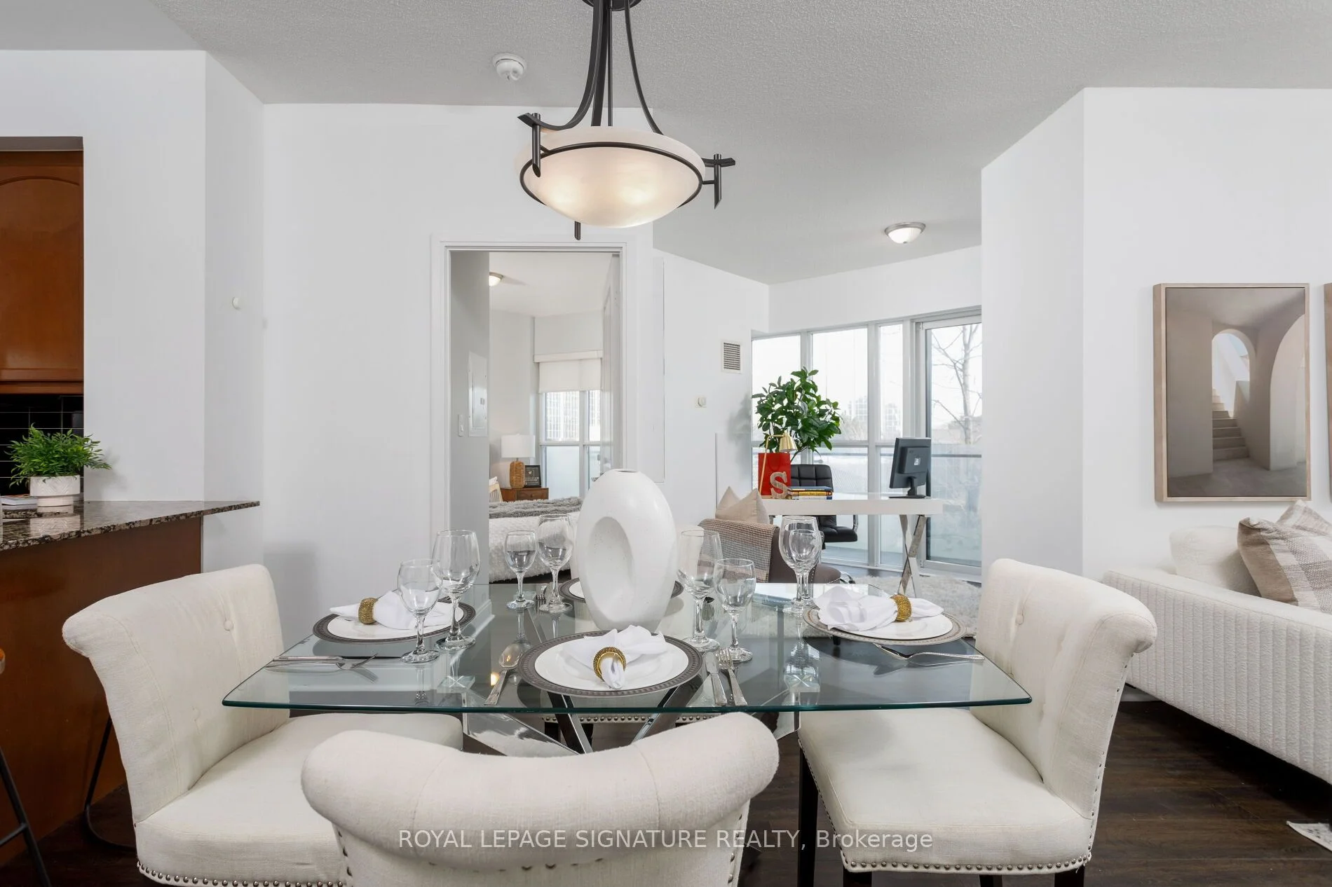 50 Absolute Avenue 202, Mississauga, ON L4Z 0A8