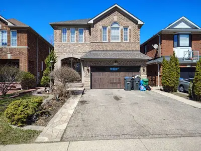 Detached in Brampton