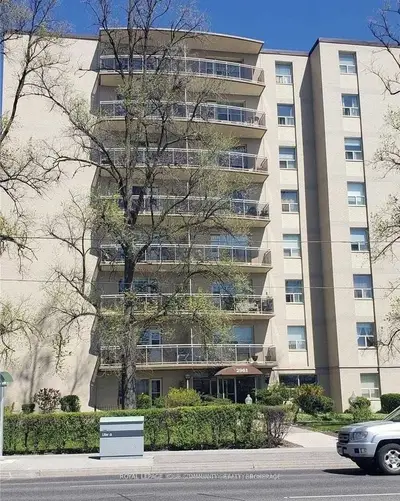 2961 Dufferin Street 705, Toronto W04, On M6b 3t2