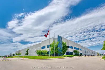 150 Courtneypark Drive W 1, Mississauga, ON L5W 1Y6