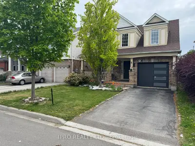 Detached in Milton