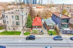 371 Royal York Road, Toronto W06, ON M8Y 2R1