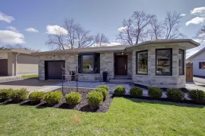 488 Grand Boulevard, Oakville, On L6h 1p3