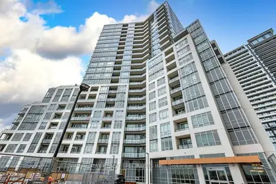 Condo Apartment in Brampton
