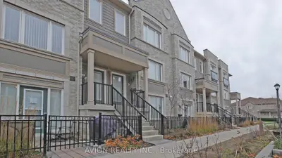 Condo Townhouse in Mississauga