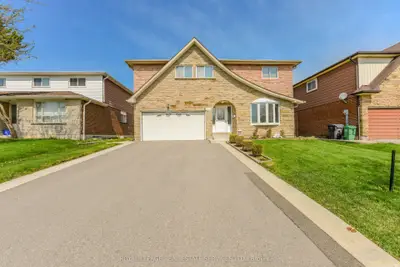 Detached in Mississauga