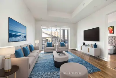 165 Canon Jackson Drive 307, Toronto W04, On M6m 0c4