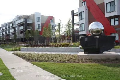 Condo Apartment in Mississauga