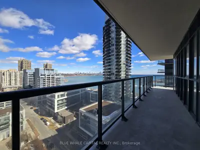 38 Annie Craig Drive, Toronto W06, On M8v 0g9