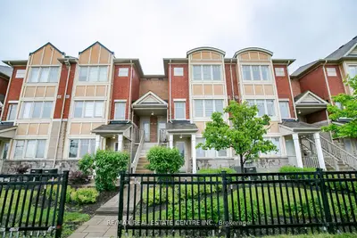 3985 Eglinton Avenue W 8, Mississauga, On L5m 0e7
