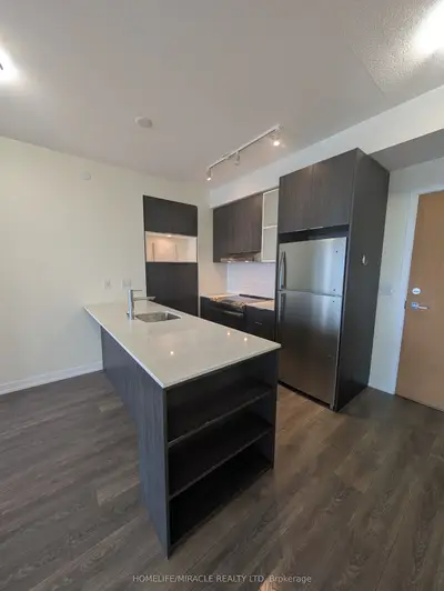 Condo Apartment in Mississauga