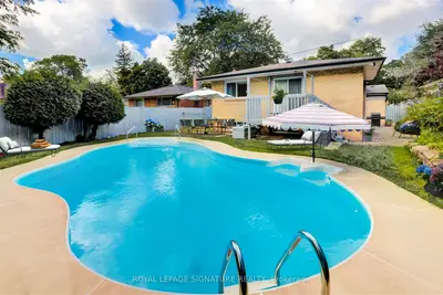 3157 The Credit Woodlands, Mississauga, On, L5c 2j2