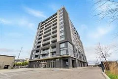 Condo Apartment in Milton